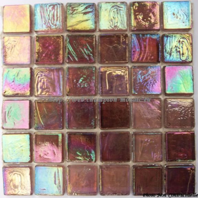 Emaux Venitiens Sicis  Strawberry, à la plaquette