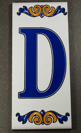 Lettre D en Faïence, 6.5 x 15 cm