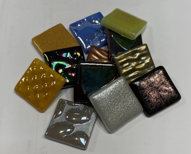 Mixte Pate de Verre Irisé 2,4 x 2,4 cm, Par 100g