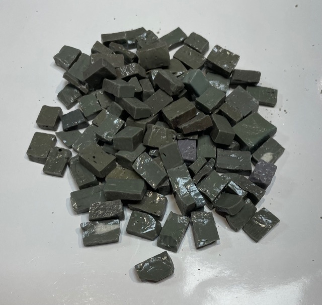 Smalts Antiques - Gris Vert, Par 100g