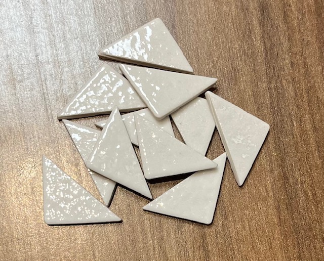 Triangle Briare - Muguet 2.5 x 2.5 cm, Par 100g